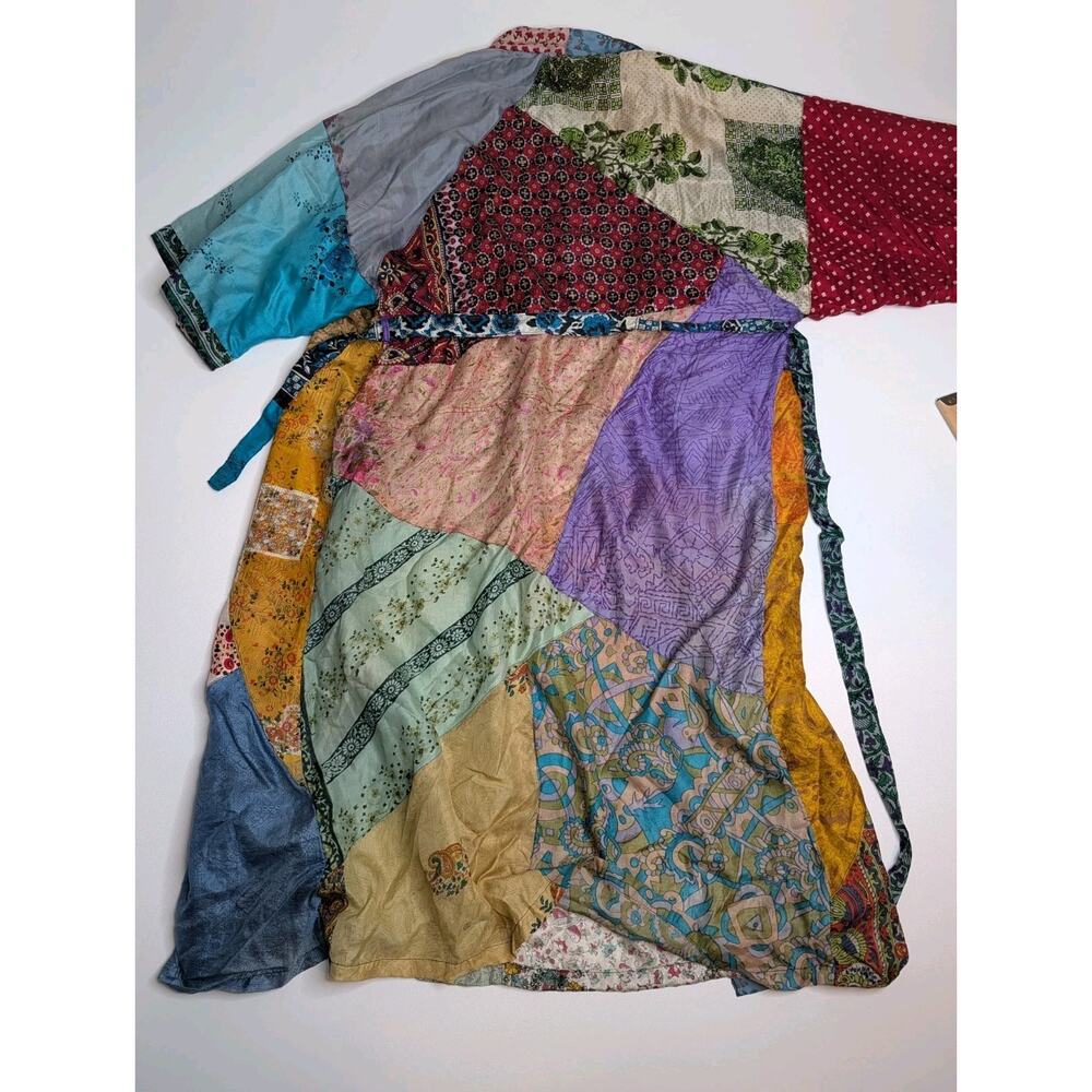 NWT Sacred Threads Vintage 100% Silk Patchwork Long Kimono M - Picture 9 of 10